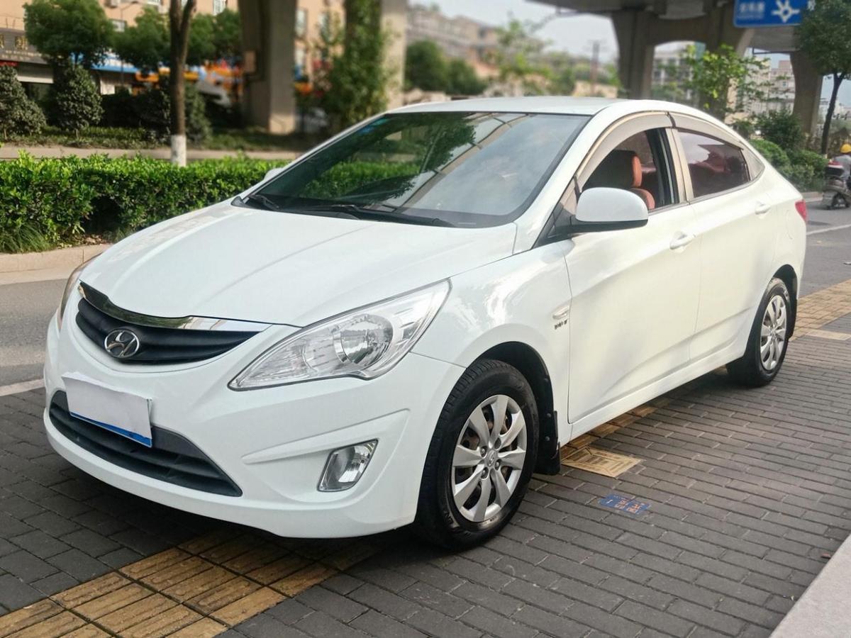 【温州】2013年10月 现代 瑞纳 2013款 三厢 1.