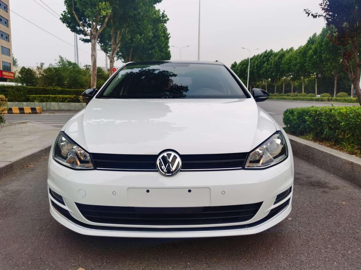 【临沂】2017年9月 大众 高尔夫 2017款 230tsi 自动舒适百万辆纪念版