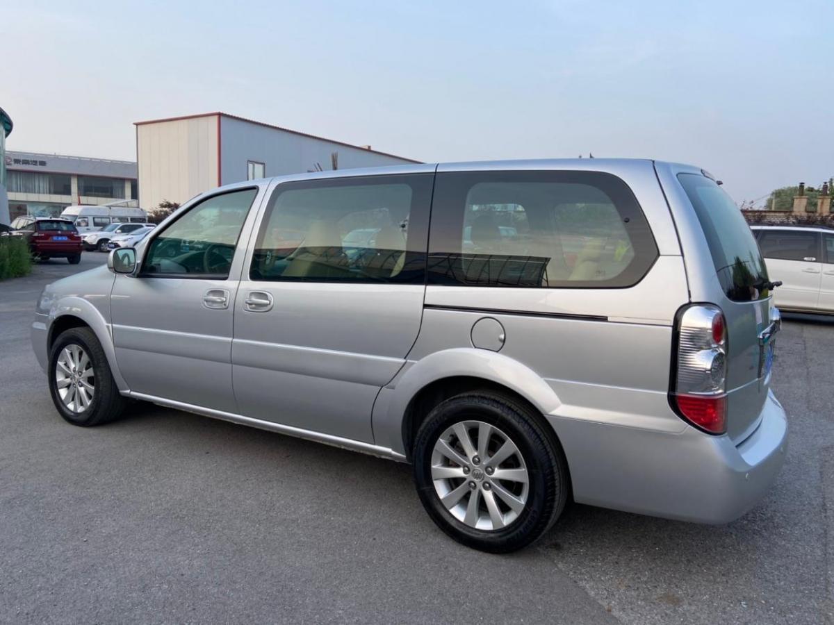 【鞍山】2013年6月 别克gl8 2013款 2.4l 经典版 手自一体