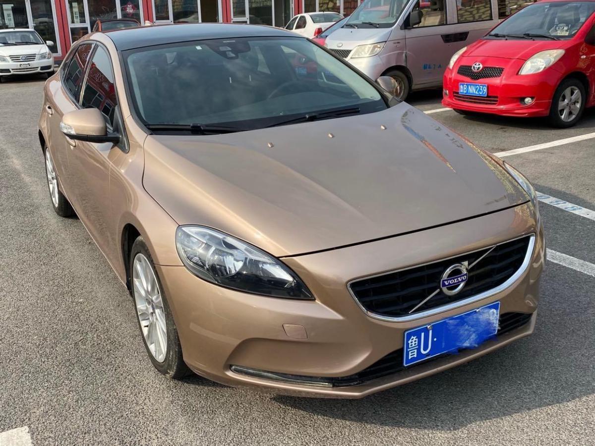 【青岛】2013年8月 沃尔沃 v40 2013款 2.0t 智雅版 手自一体