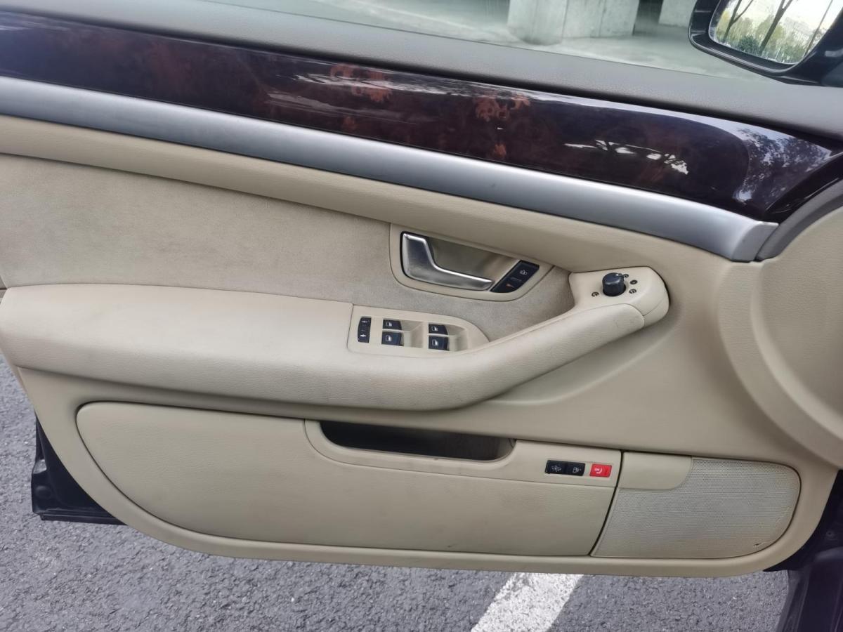 奧迪 奧迪A8  2007款 A8L 3.2 FSI 豪華型圖片