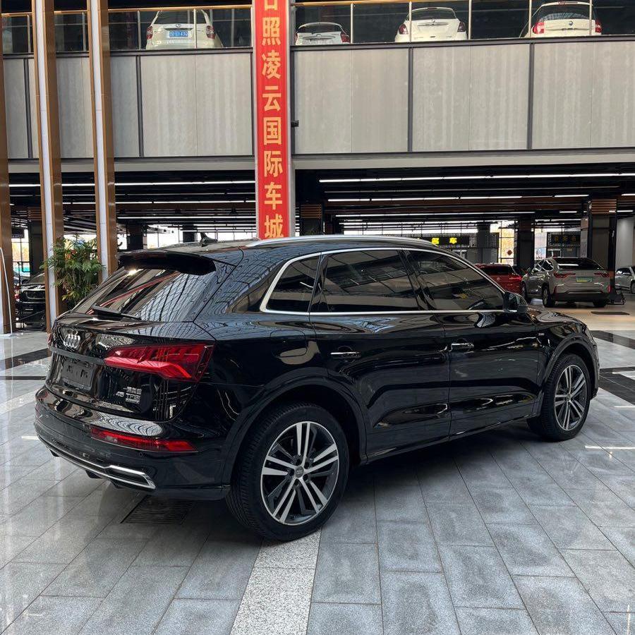 奥迪 奥迪q5l  2018款 40 tfsi 荣享时尚型图片