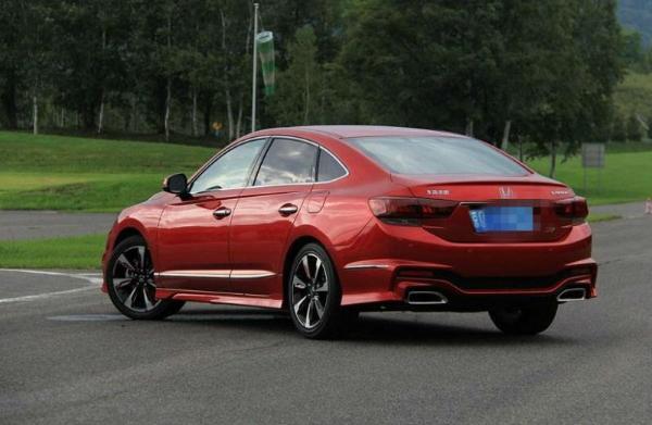 【北京】2014年10月 本田 思铂睿 si 2.4 红色 自动档