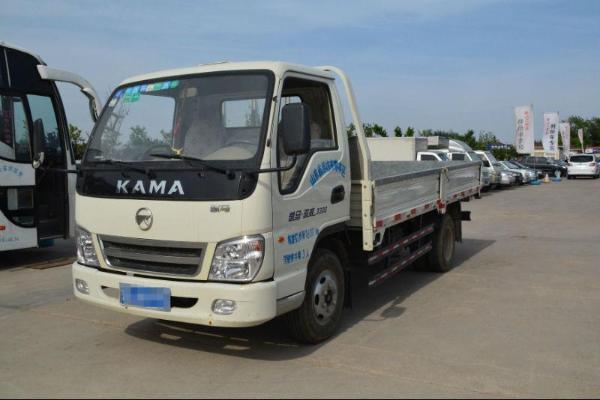 【潍坊】2010年7月 凯马单排 白色 手动挡