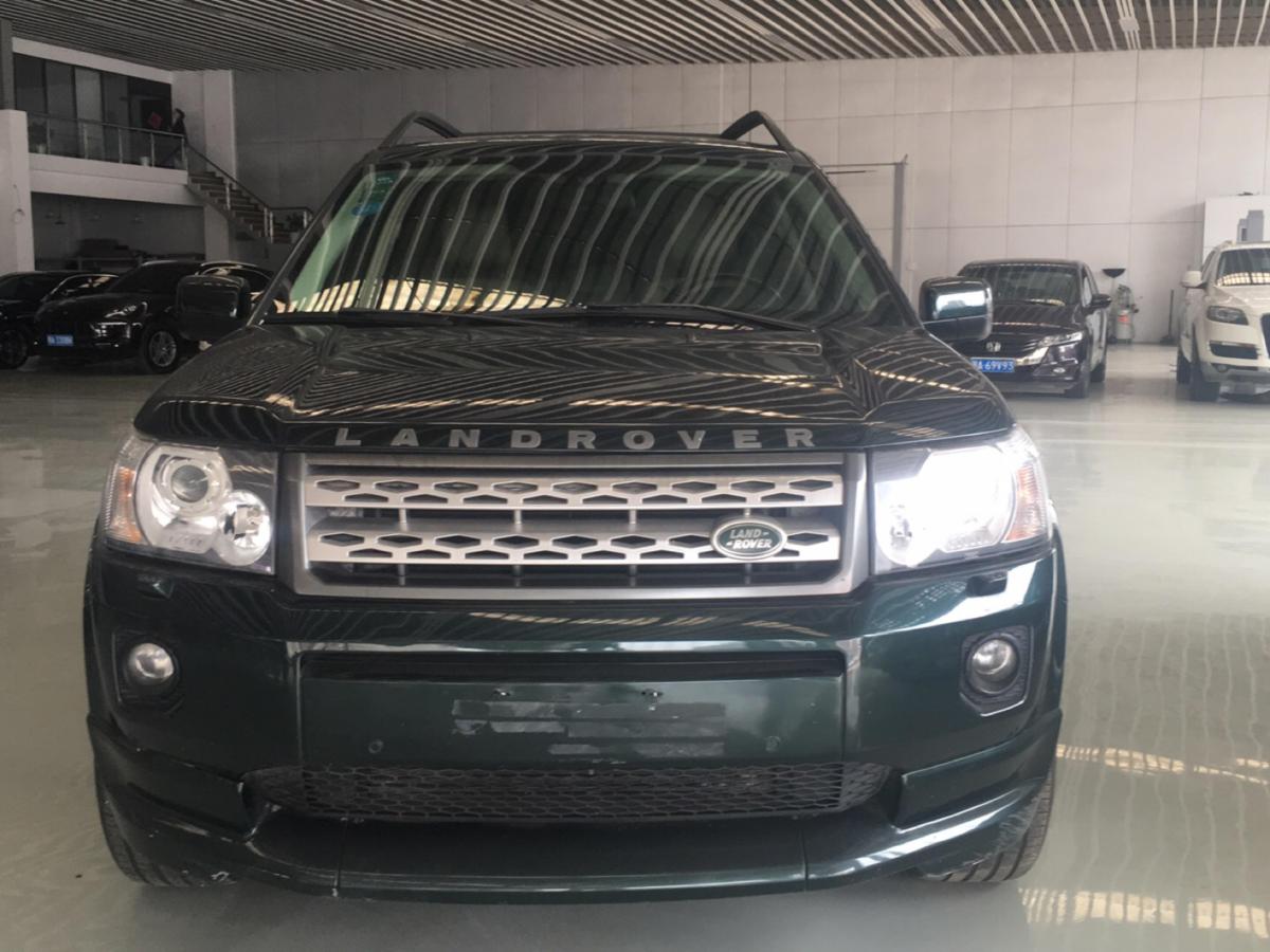 武汉2012年9月路虎神行者20tsi4hse汽油版绿色自动档