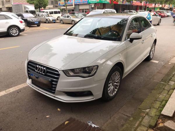 奥迪 奥迪A3  2014款 Sportback 35 TFSI 自动时尚型