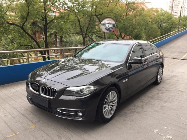 宝马 宝马5系  2014款 525Li 2.0T 豪华设计套装