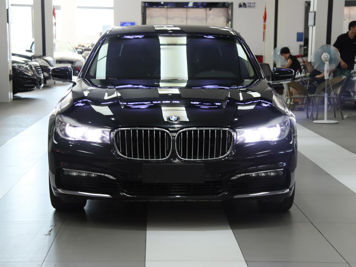 海口2017年9月宝马宝马7系2017款730li领先型黑色自动档