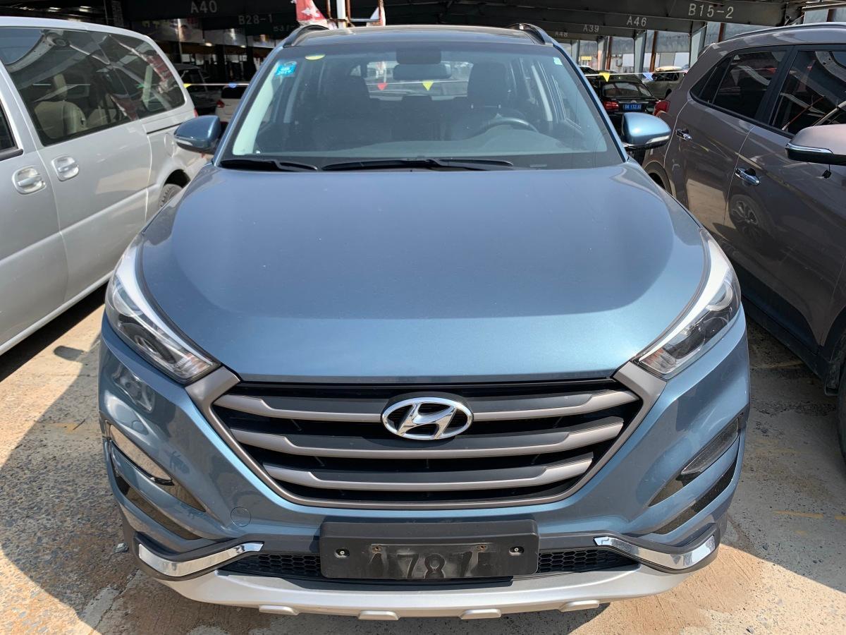 扬州2015年9月现代途胜2015款16t双离合两驱领先型蓝色自动档