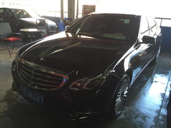 奔驰 奔驰E级  2015款 E260L 2.0T 豪华型