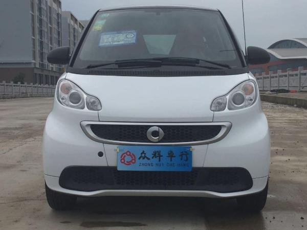 smart fortwo  2013款 Coupe 1.0 MHD 城市游侠特别版