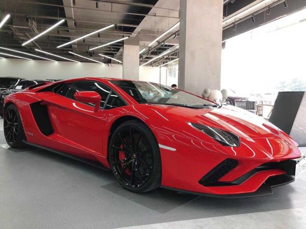 2018年11月蘭博基尼aventador2017款aventadors