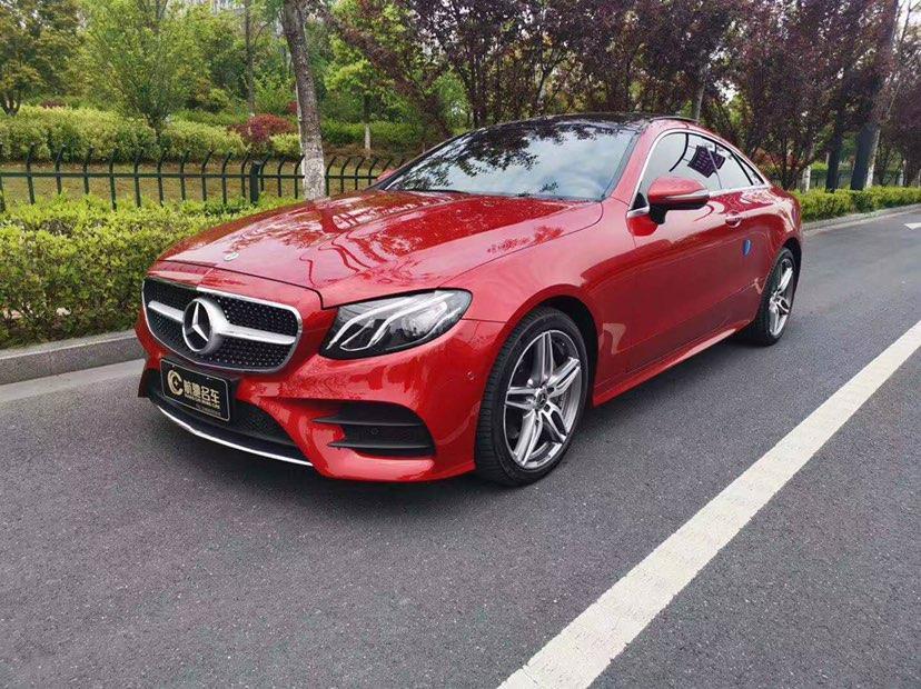 杭州2017年6月奔驰奔驰e级2017款e200coupe20t红色手自一体