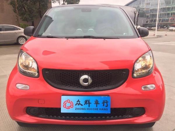 smart fortwo  2015款 Coupe 1.0 MHD 新年特别版