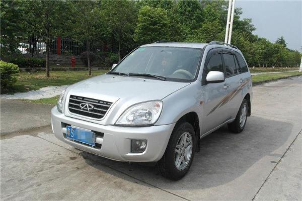 【深圳】2009年4月 奇瑞 瑞虎 3 1.8 两驱豪华版 银灰 手动挡