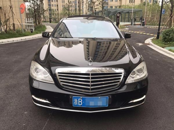 宁波2010年2月奔驰奔驰s级2010款s350l35l豪华型黑色自动档