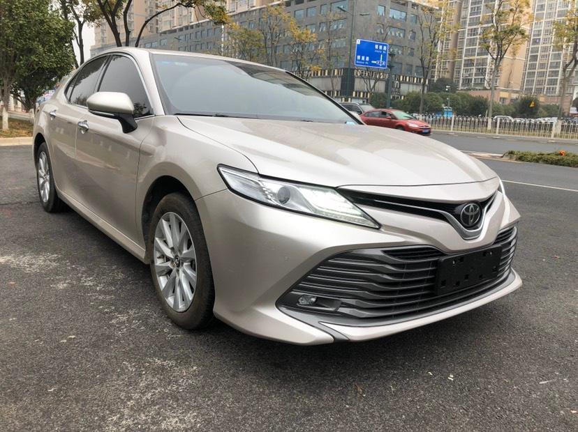 长沙2018年6月丰田凯美瑞2018款20g豪华版香槟色手自一体