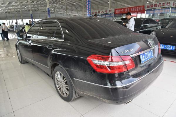 【太原】2012年11月 奔驰 e级 2012款 e300 l 3.0 优雅型 自动档