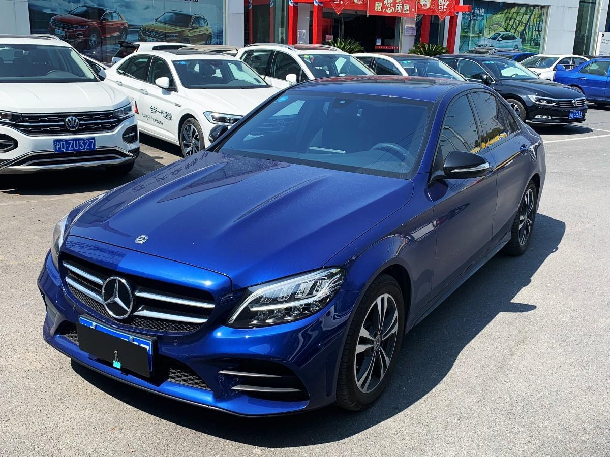 上海2019年7月奔驰奔驰c级2019款c260运动版蓝色手自一体