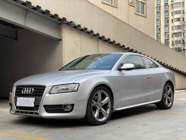 奥迪 奥迪A5  2010款 2.0TFSI Coupe 风尚版