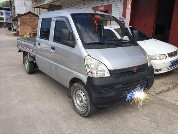 【龙岩】2012年7月 五菱宏光双排 银灰 手动挡