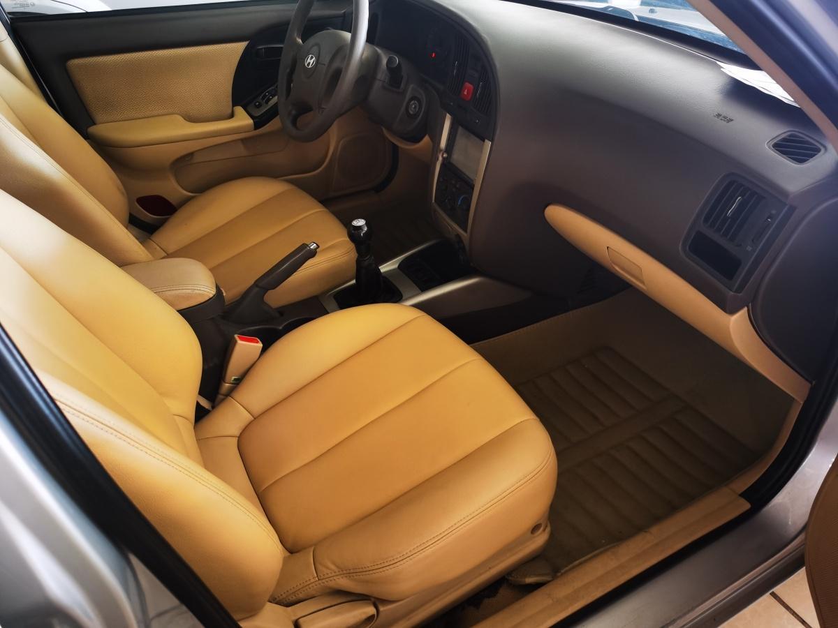 2012年6月现代 伊兰特 2011款 1.6l 手动舒适型