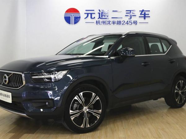 沃尔沃 沃尔沃XC40  2020款  T4 四驱智远豪华版