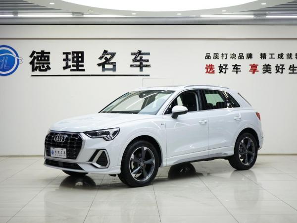 奥迪 奥迪Q3  2019款  35 TFSI 时尚动感型