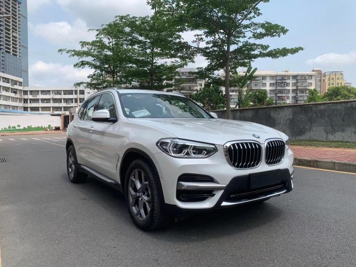 深圳2021年6月宝马宝马x32021款xdrive28i豪华套装白色手自一体