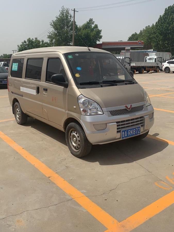 【济南】2013年07月 五菱 五菱荣光 lzw6450baf 手动挡