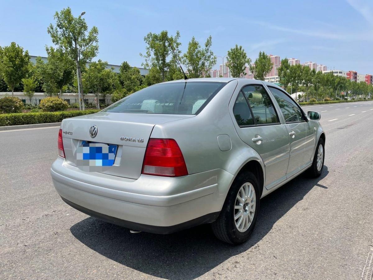 【济南】2006年5月 大众 宝来/宝来经典 2005款 1.6手动基本 手动挡