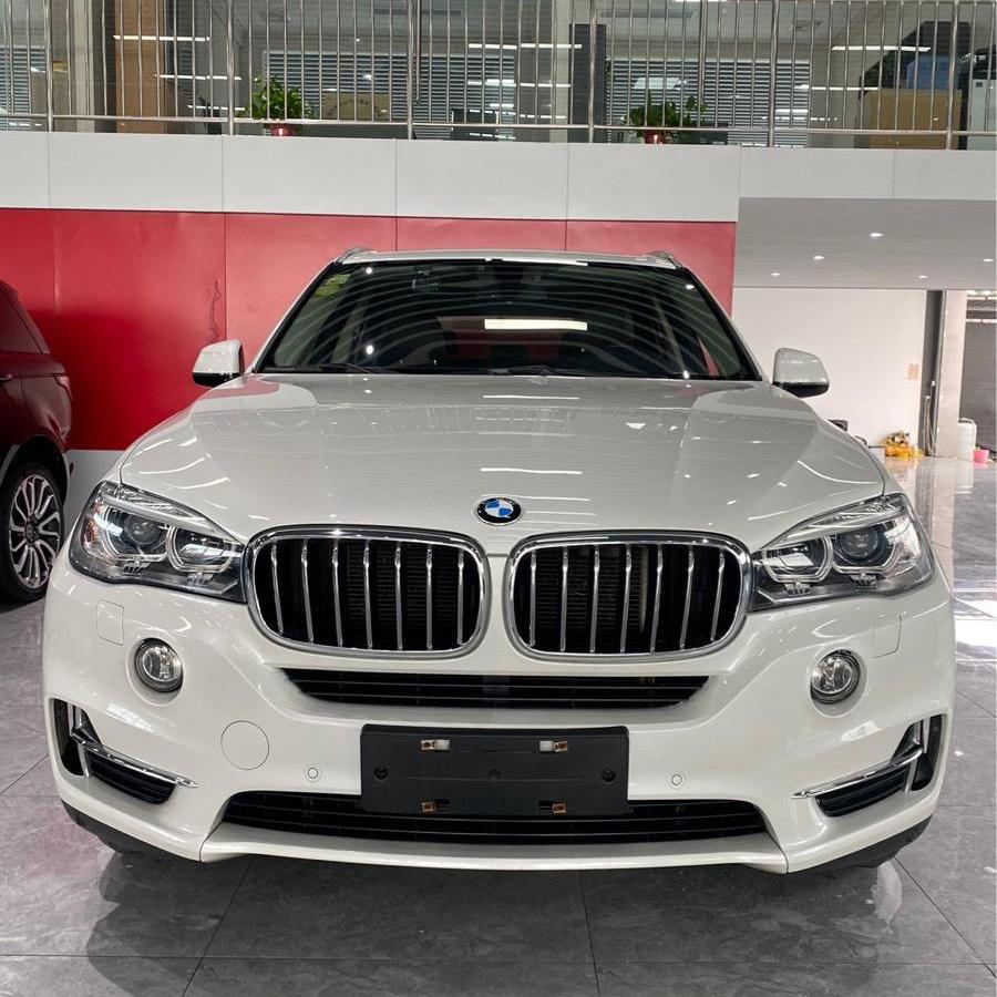 宿迁2017年3月宝马宝马x52017款xdrive28i白色手自一体