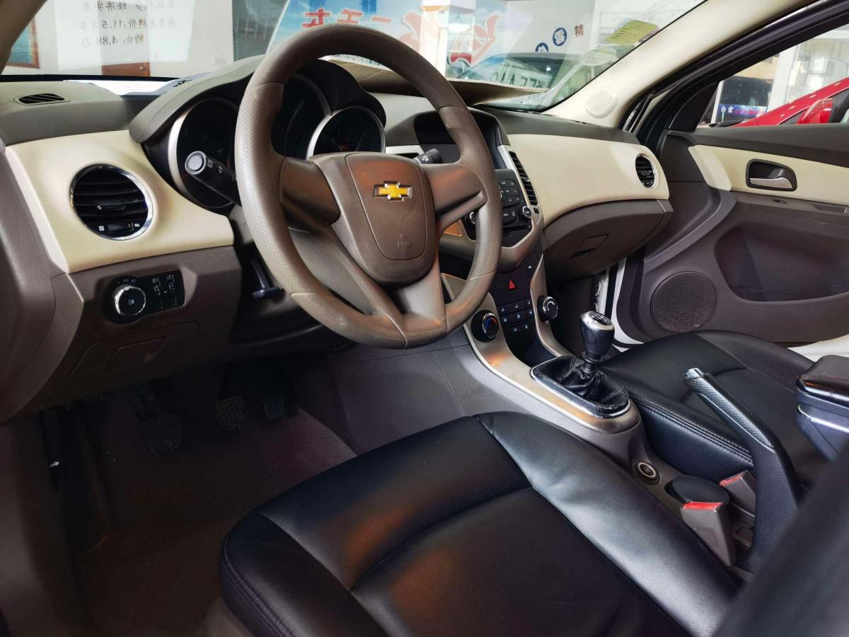 雪佛兰 科鲁兹  2016款 1.5l 手动时尚版图片