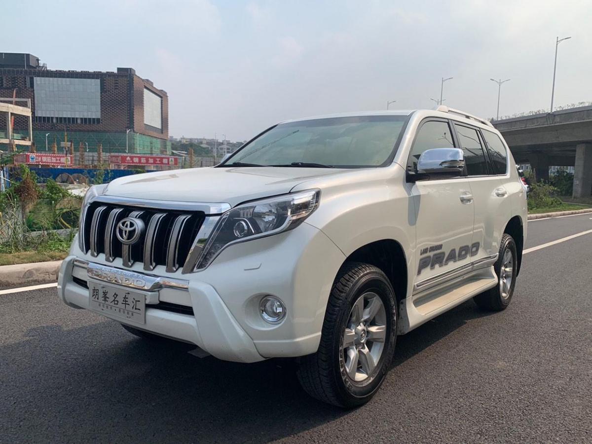 佛山2014年6月丰田普拉多2014款中东版白色自动档