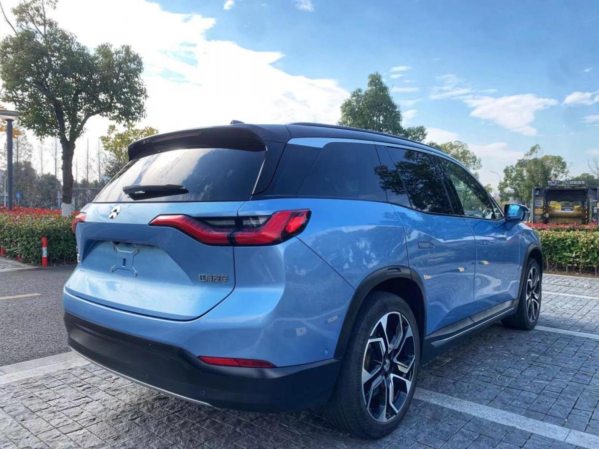 蔚来 es8  2018款 创始版 蓝色 自动档对价格不满意?
