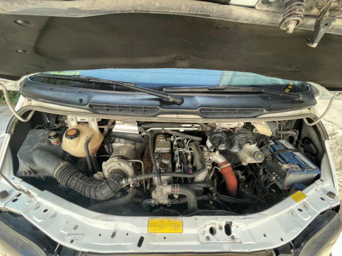 福特 经典全顺  2013款 2.8t柴油后单胎型加长轴中顶jx493zlq3a图片