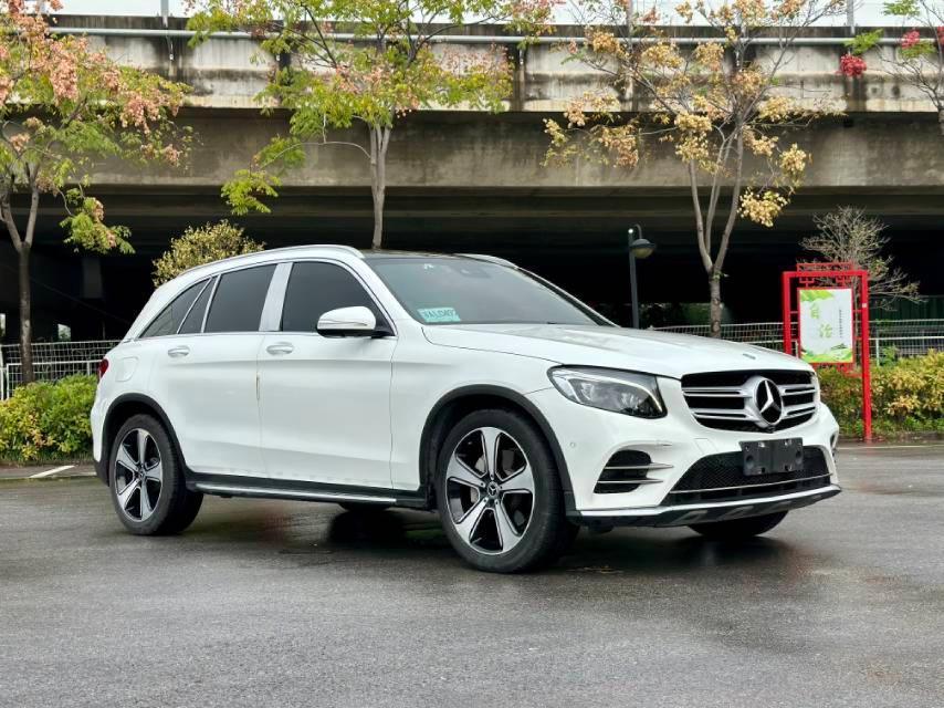 奔驰 奔驰GLC  2023款 改款 GLC 300 L 4MATIC 动感型 5座图片