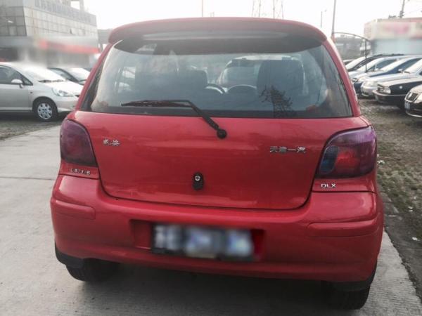 【苏州】2006年10月 一汽 威姿 1.3 豪华型 自动档