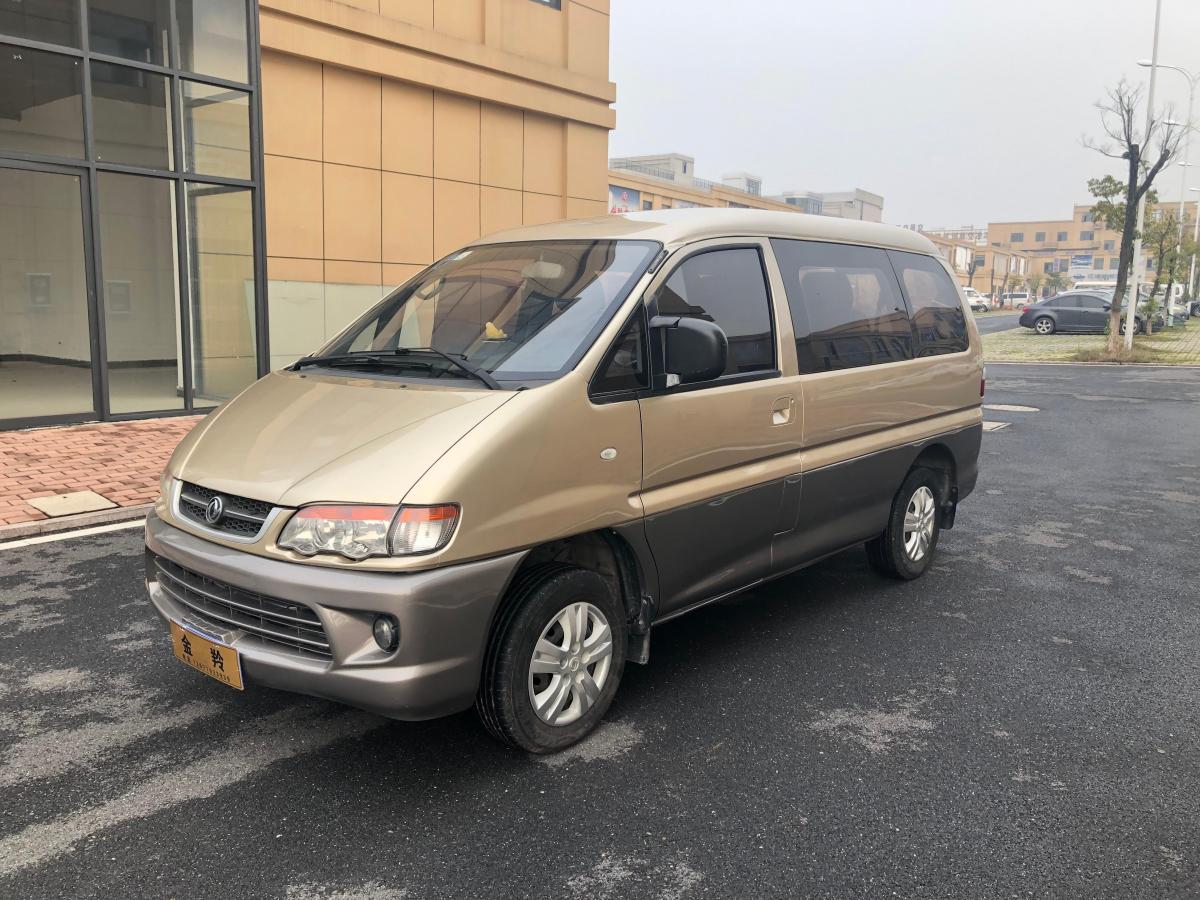 上饶2019年01月东风风行菱智v315l7座豪华型香槟色手动挡