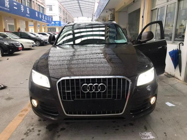 奥迪 奥迪Q5  2015款 Q5 40TFSI 2.0T 舒适型