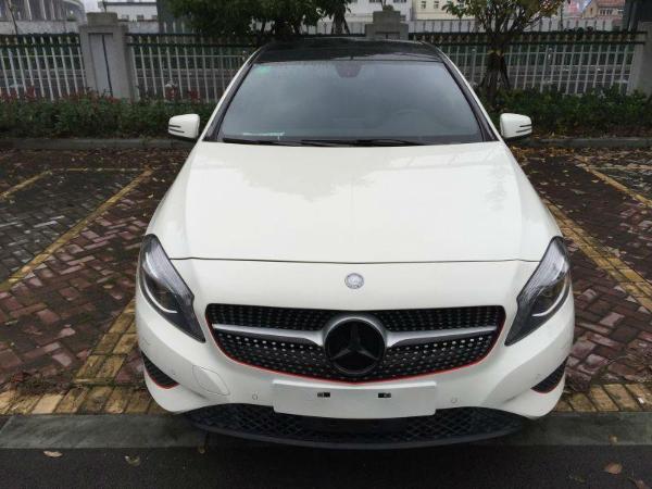 【宁波】2013年11月 奔驰a200 白 白色 自动档