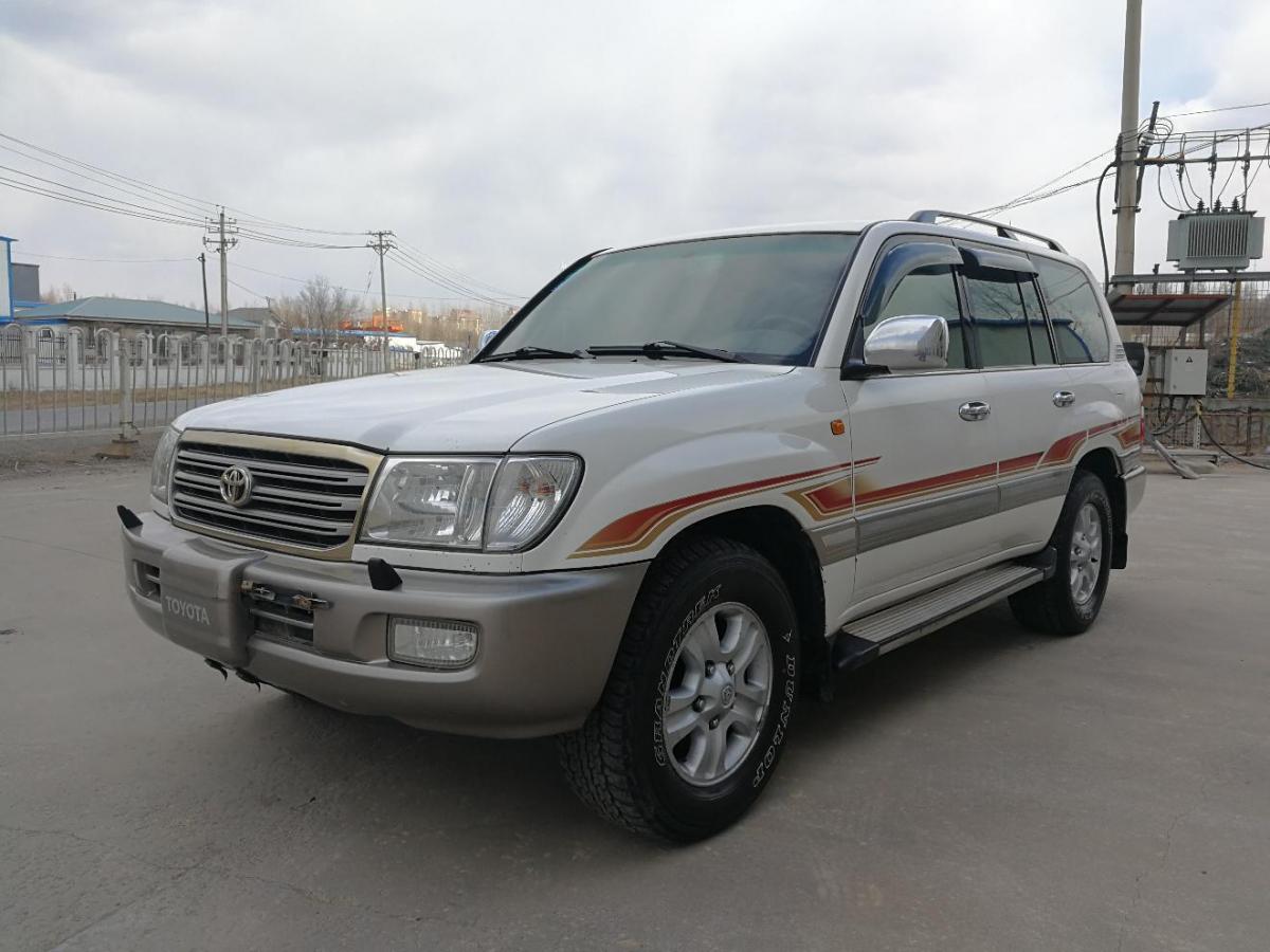 吉林2004年1月丰田陆地巡洋舰2004款4500手动gx白色手动挡