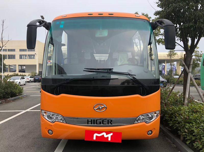 宁波2015年1月金龙大型客车30座橙色手动挡