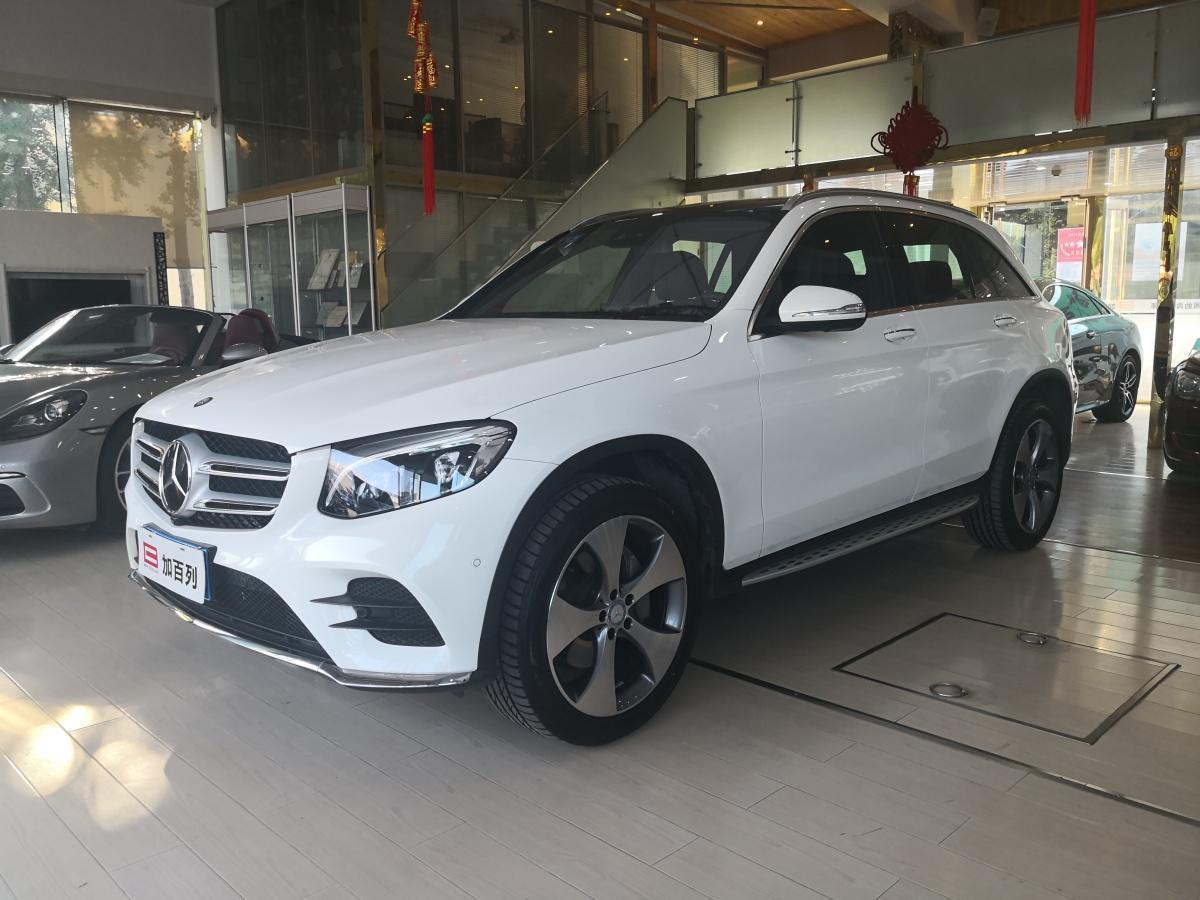 北京2017年4月奔驰奔驰glc2017款glc3004matic豪华型白色手自一体