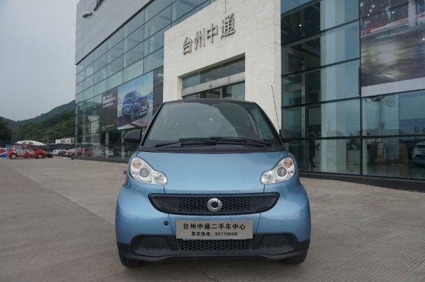 smart fortwo smart fortwo 2013款 1.0 MHD 硬顶冰炫特别版