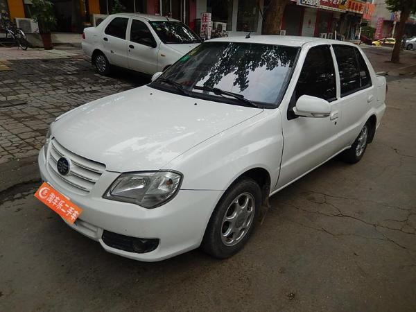 【石家庄】2013年3月 一汽 夏利n3 1.0 1.0l 三厢舒适型 白色 手动挡