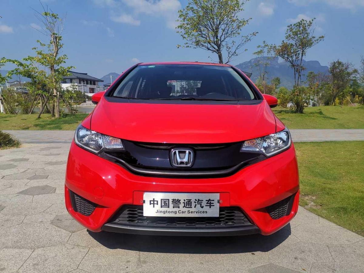 福州2017年3月本田飞度2016款15llxscvt舒适天窗版红色自动档
