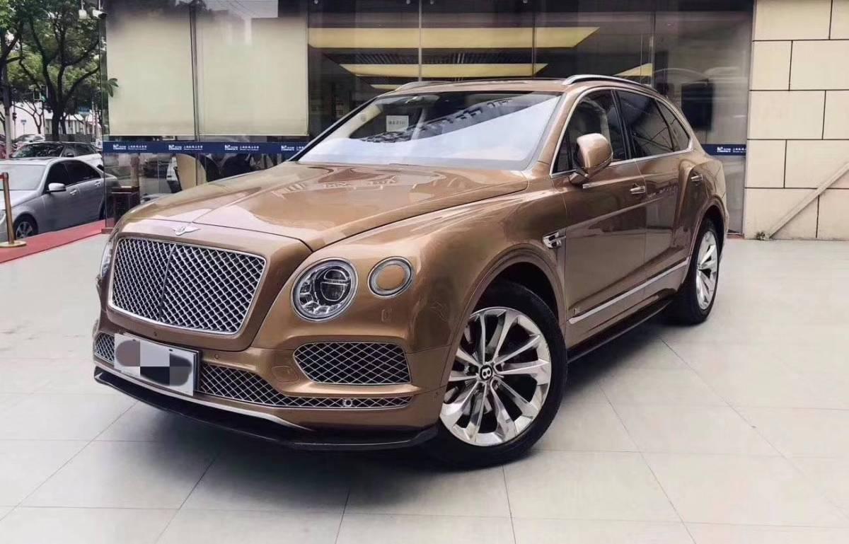 上海2016年9月宾利添越2016款60t标准版香槟色手自一体