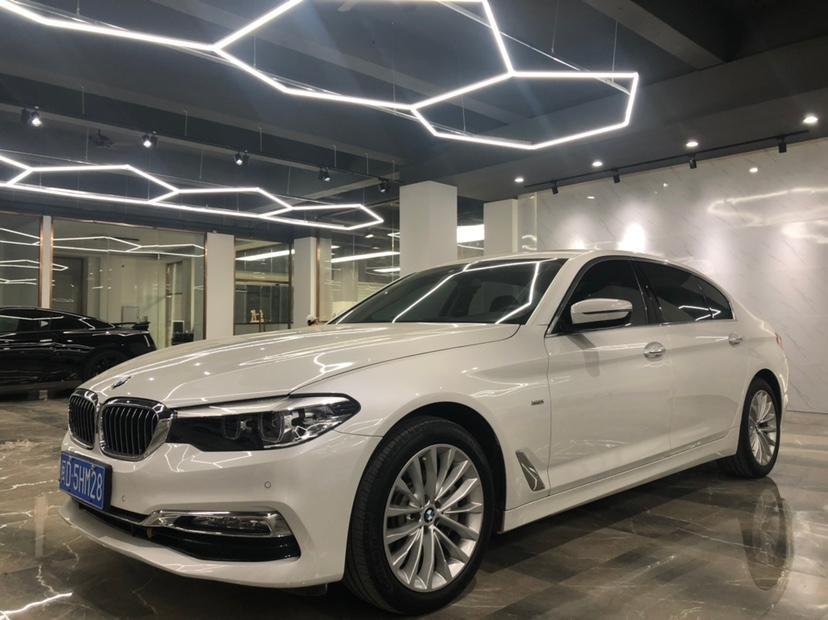 厦门2017年12月宝马宝马5系2018款改款530li领先型豪华套装白色手自