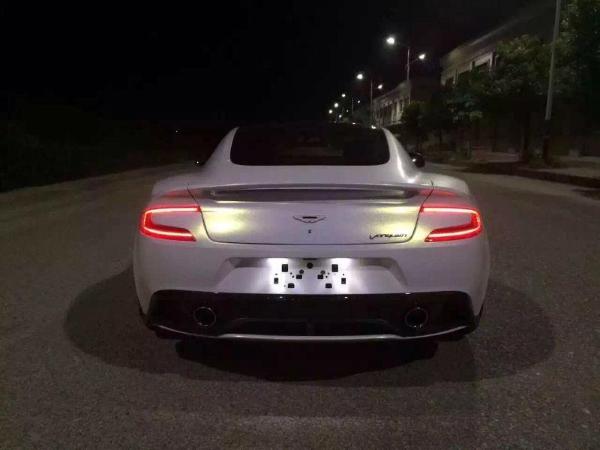 【深圳】2015年1月 阿斯顿马丁 vanquish 5.9 百年纪念版 白色 自动档